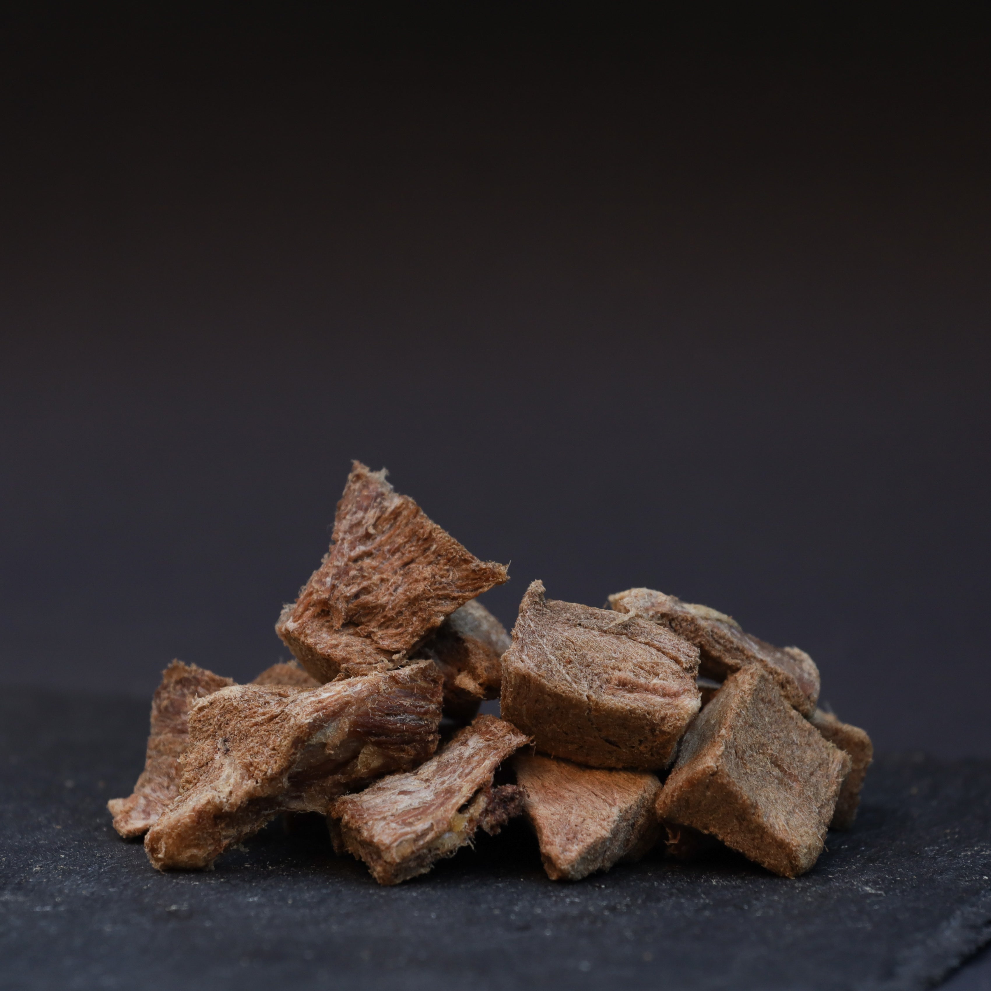 Gefriergetrocknetes Straußenfleisch Goodies für Hunde & Katzen – Exotischer Snack reich an Protein, mager & hypoallergen Pamico